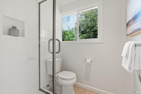 643 Wakerobin Lane San Rafael CA 94903