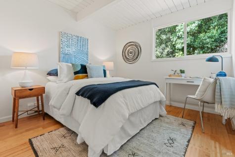 643 Wakerobin Lane San Rafael CA 94903