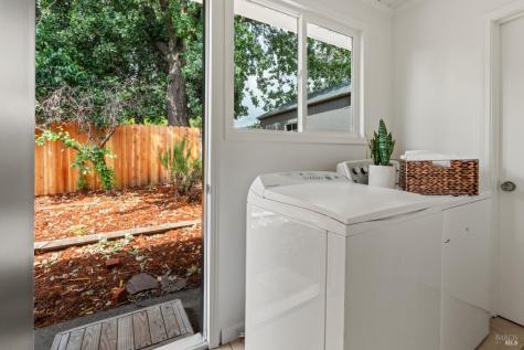 643 Wakerobin Lane San Rafael CA 94903