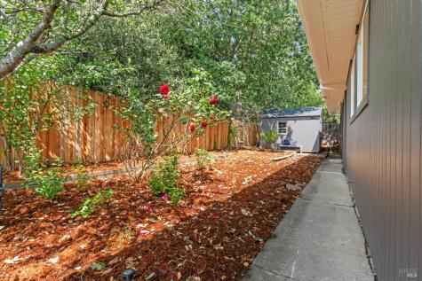 643 Wakerobin Lane San Rafael CA 94903