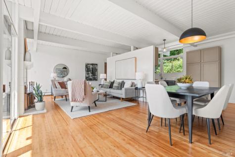 643 Wakerobin Lane San Rafael CA 94903