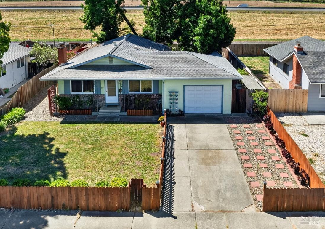 1607 James Street Fairfield CA 94533