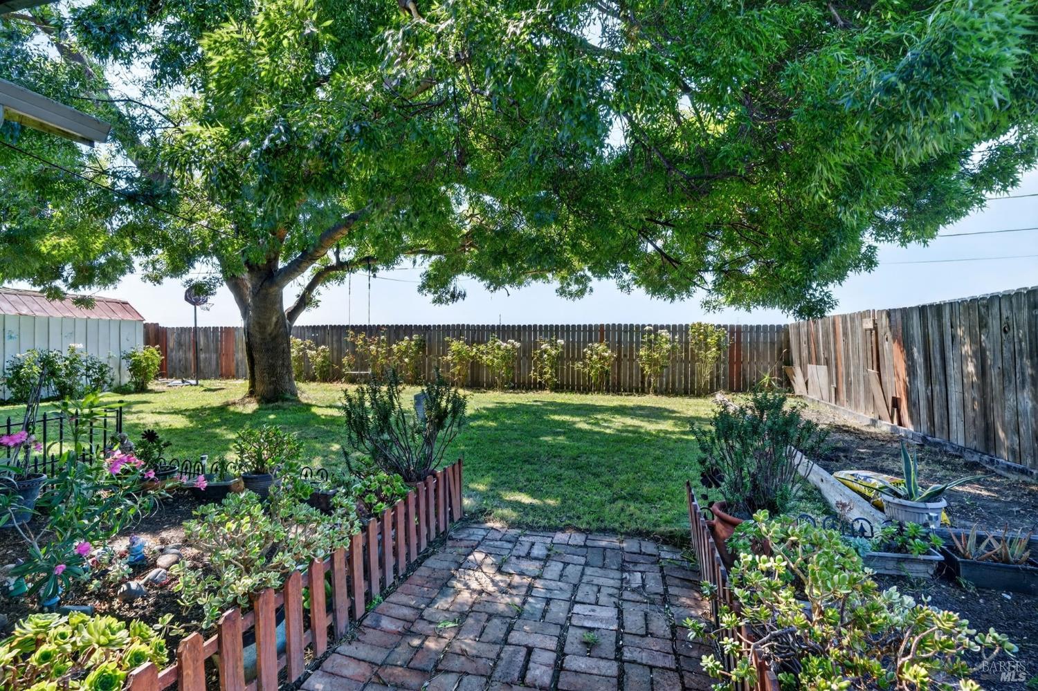 1607 James Street Fairfield CA 94533