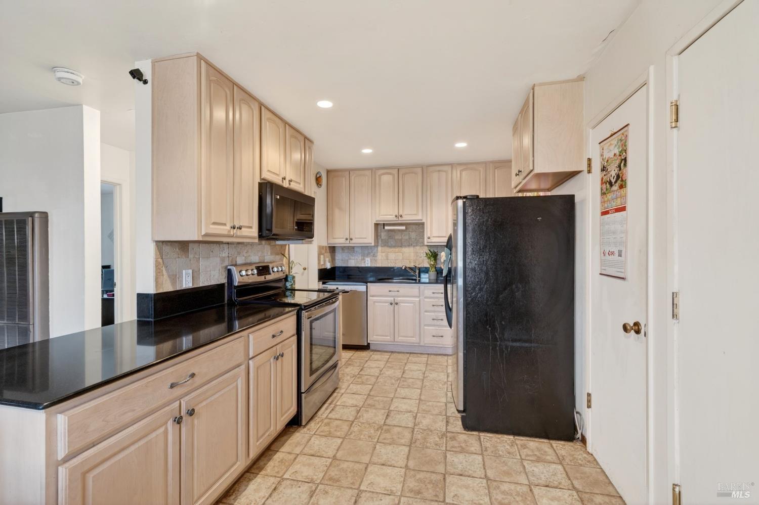 1607 James Street Fairfield CA 94533