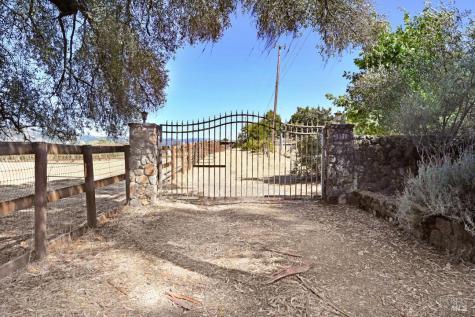 1130 Lawndale Road Kenwood CA 95452