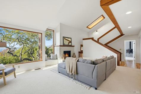 395 Ridge Road Novato CA 94947