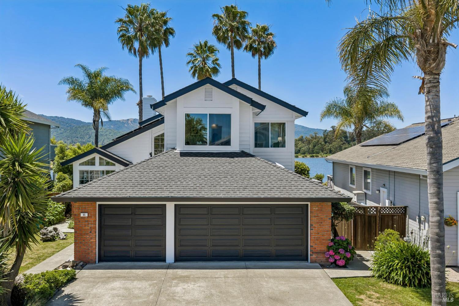35 Caribe Isle Novato CA 94949