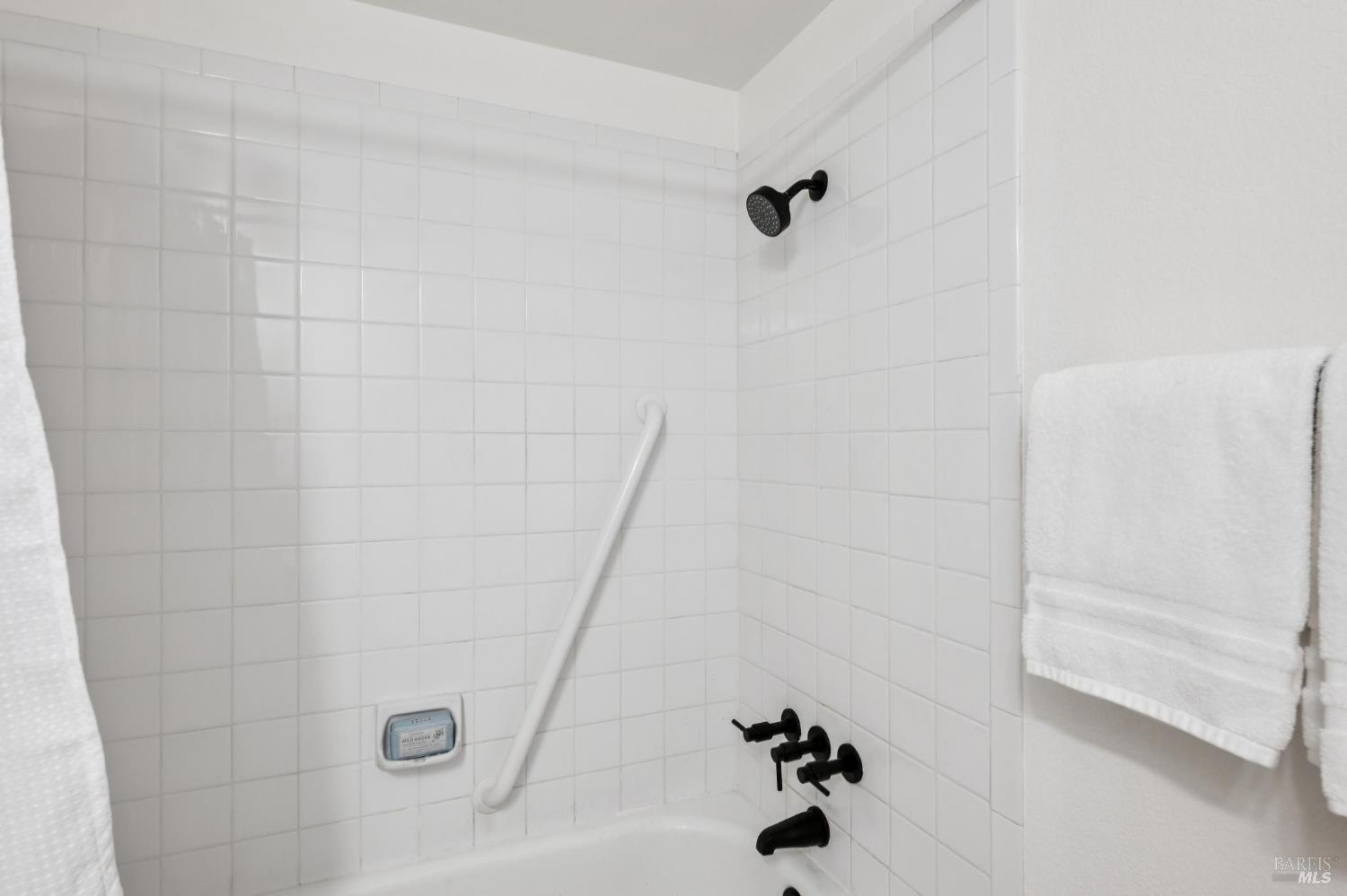 35 Caribe Isle Novato CA 94949