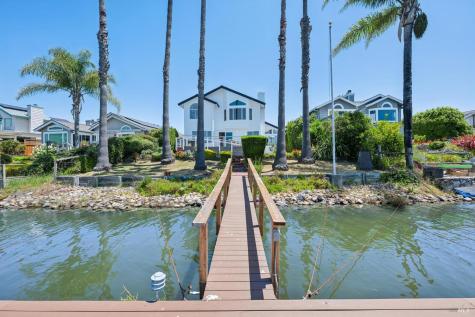35 Caribe Isle Novato CA 94949