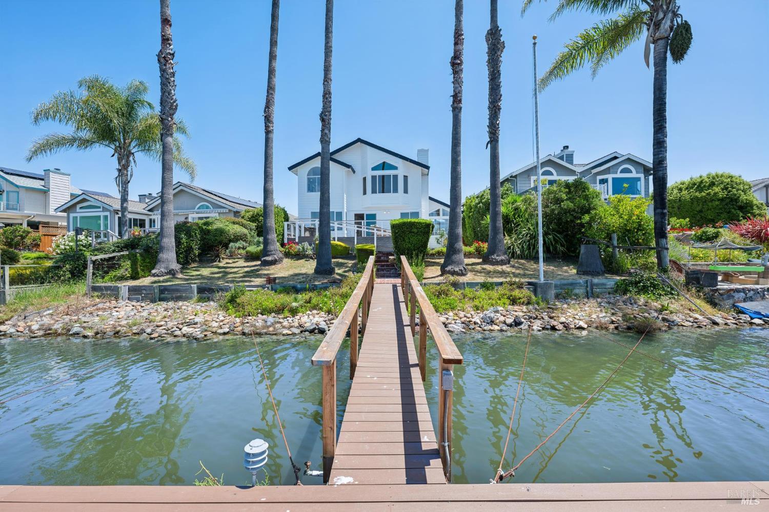 35 Caribe Isle Novato CA 94949