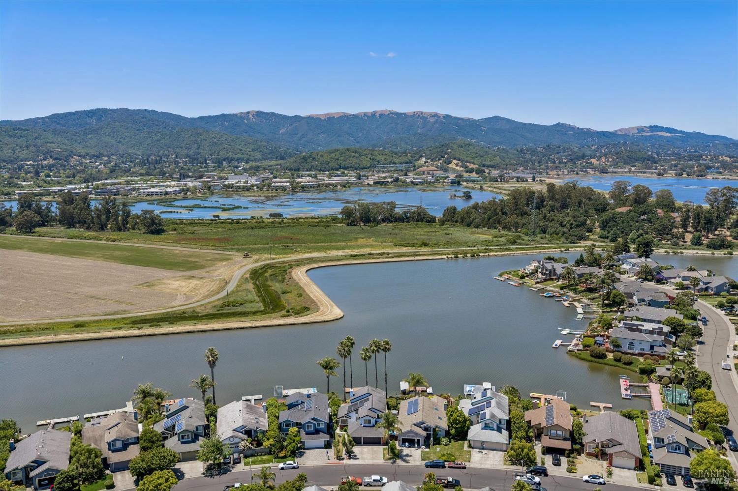 35 Caribe Isle Novato CA 94949