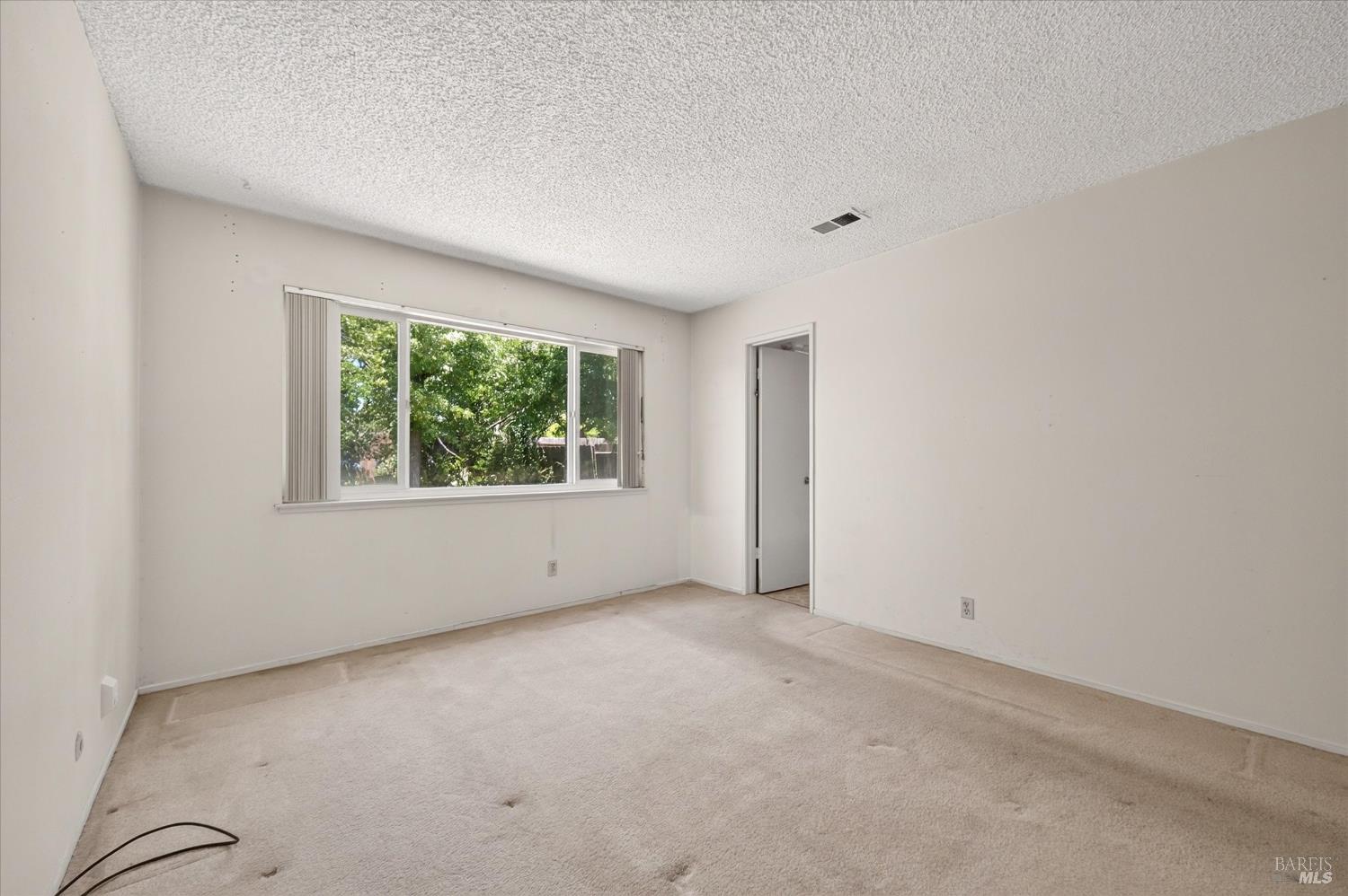 140 Martel Court Vallejo CA 94589