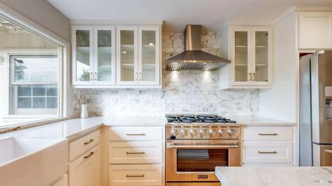 2507 Rolling Hill Drive Santa Rosa CA 95404