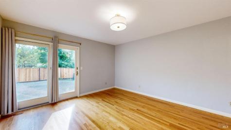 2507 Rolling Hill Drive Santa Rosa CA 95404