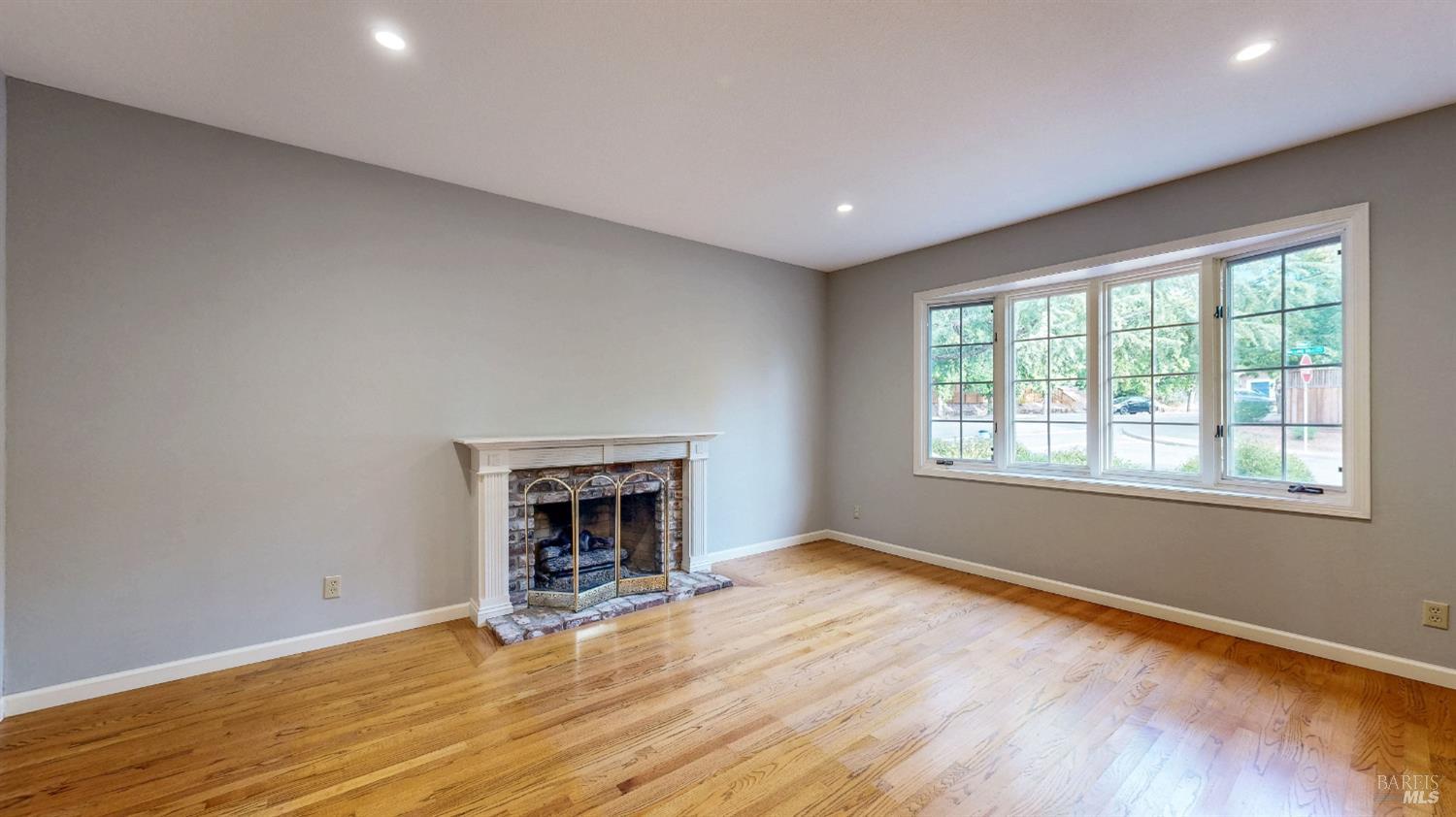 2507 Rolling Hill Drive Santa Rosa CA 95404
