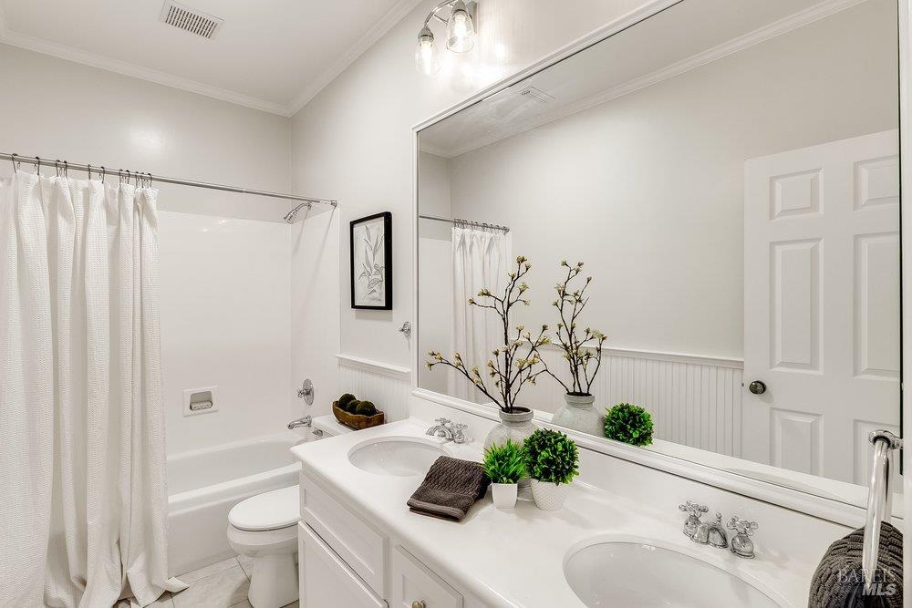 686 Vincent Court Benicia CA 94510