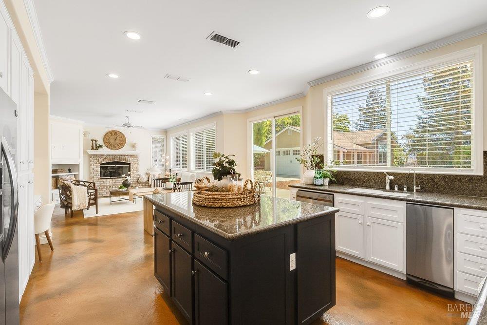 686 Vincent Court Benicia CA 94510