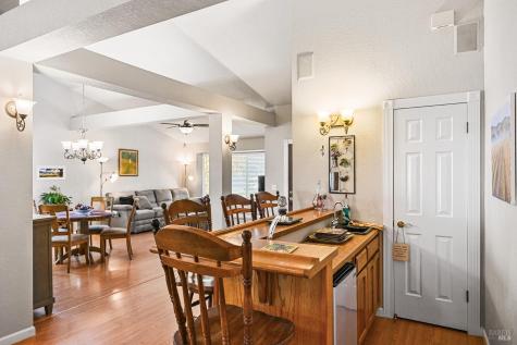 9139 Piccadilly Circle Windsor CA 95492