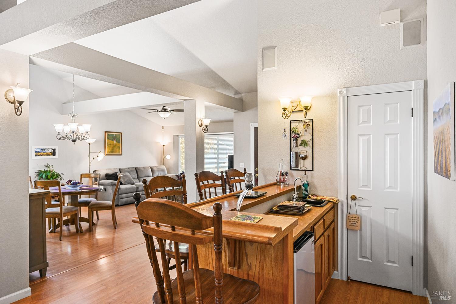 9139 Piccadilly Circle Windsor CA 95492