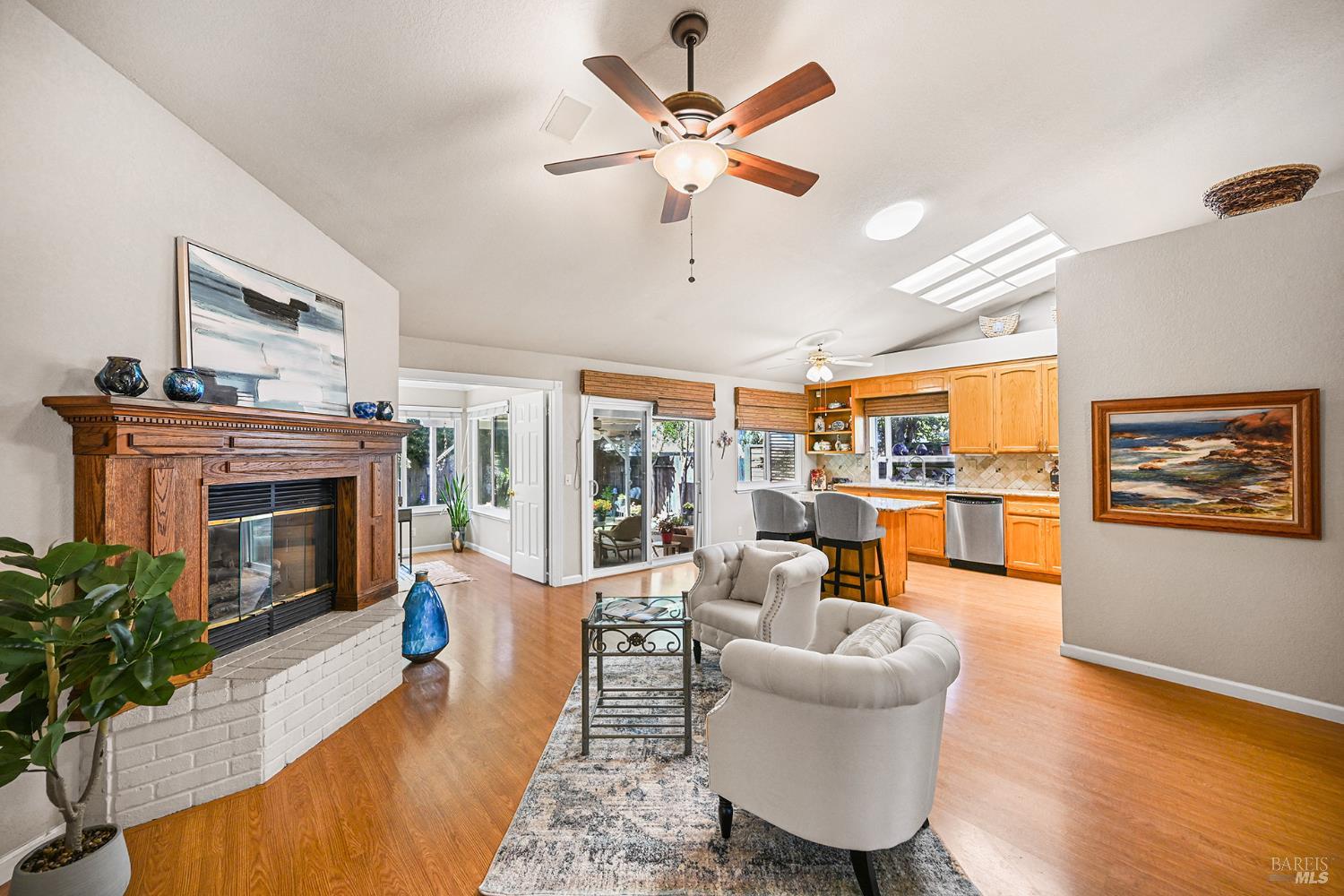 9139 Piccadilly Circle Windsor CA 95492