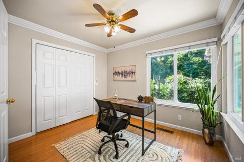 9139 Piccadilly Circle Windsor CA 95492