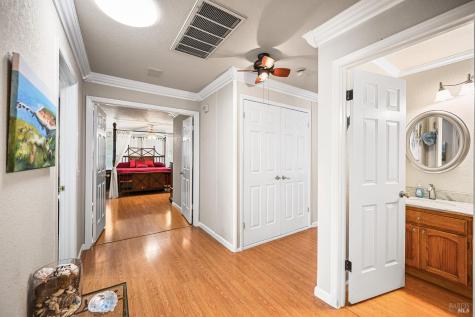 9139 Piccadilly Circle Windsor CA 95492