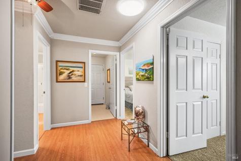 9139 Piccadilly Circle Windsor CA 95492