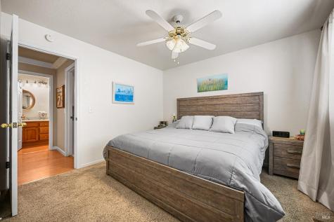 9139 Piccadilly Circle Windsor CA 95492