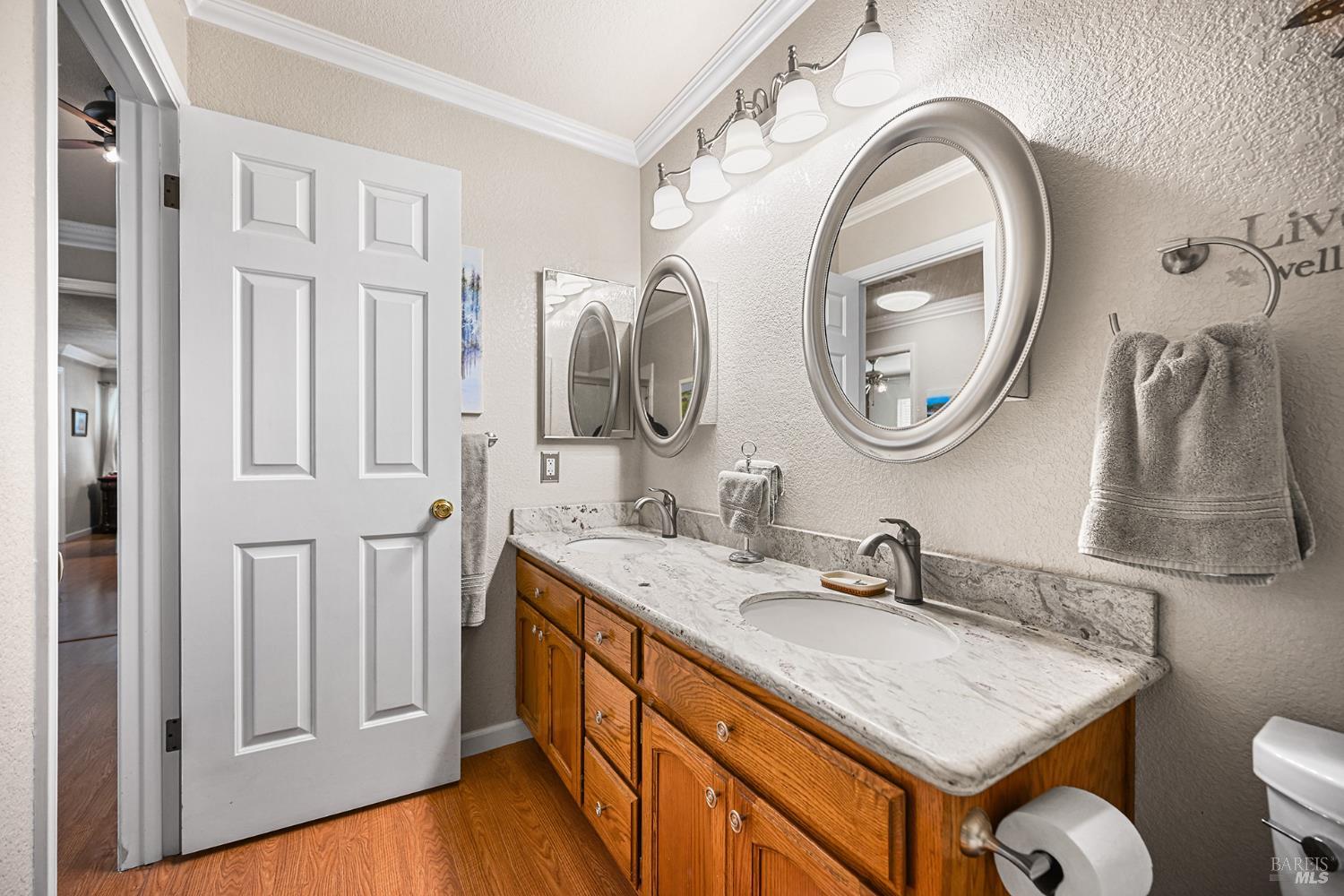 9139 Piccadilly Circle Windsor CA 95492