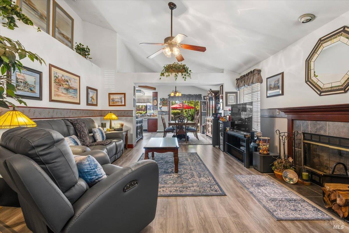 2158 Rachel Drive Santa Rosa CA 95401