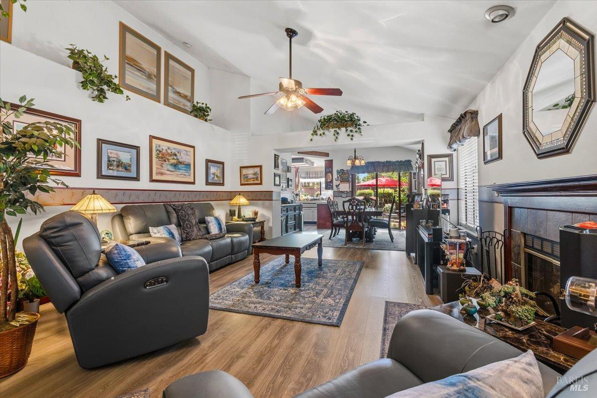 2158 Rachel Drive Santa Rosa CA 95401