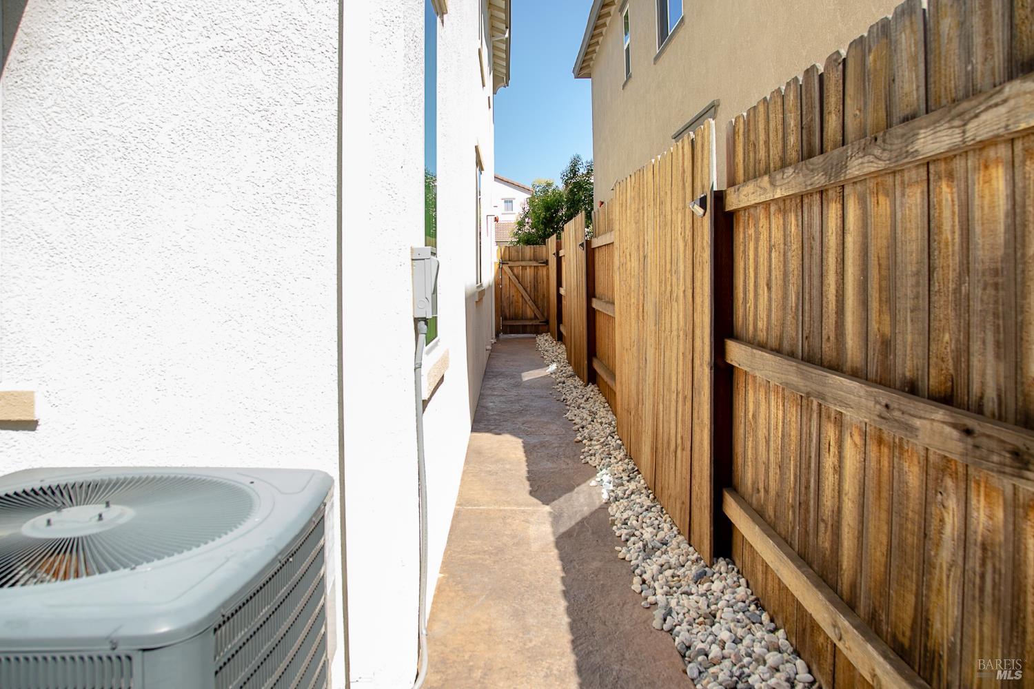 2351 Hanson Drive Fairfield CA 94533