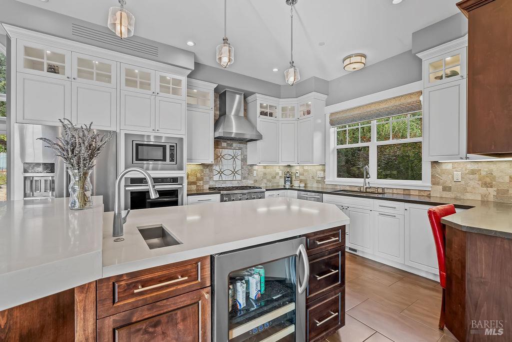 235 Clear Ridge Drive Healdsburg CA 95448