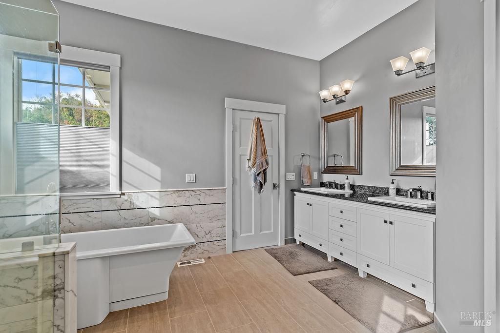 235 Clear Ridge Drive Healdsburg CA 95448