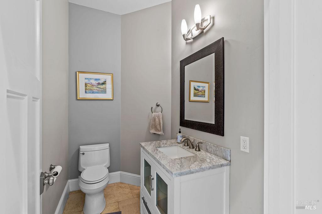 235 Clear Ridge Drive Healdsburg CA 95448
