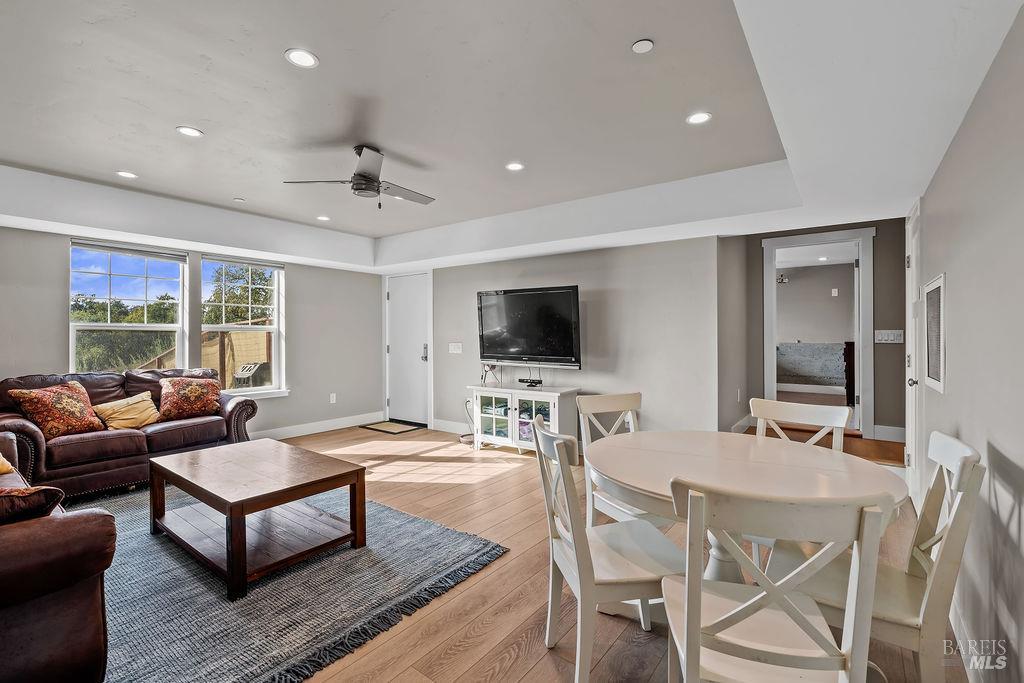 235 Clear Ridge Drive Healdsburg CA 95448