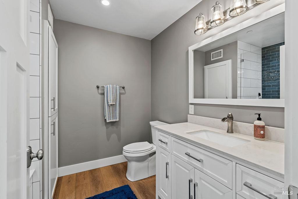 235 Clear Ridge Drive Healdsburg CA 95448