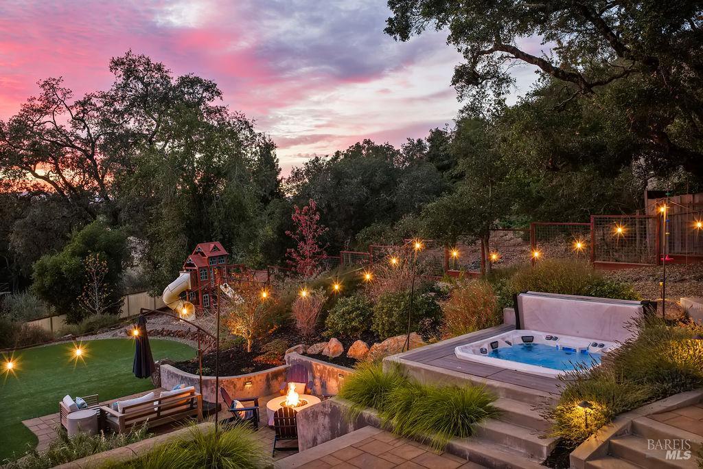 235 Clear Ridge Drive Healdsburg CA 95448
