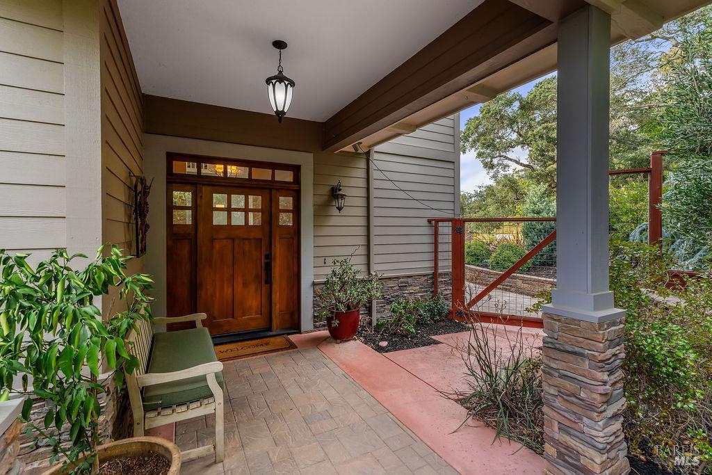 235 Clear Ridge Drive Healdsburg CA 95448