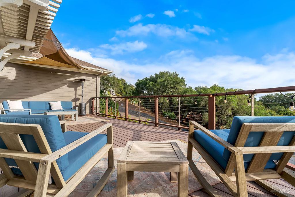 235 Clear Ridge Drive Healdsburg CA 95448