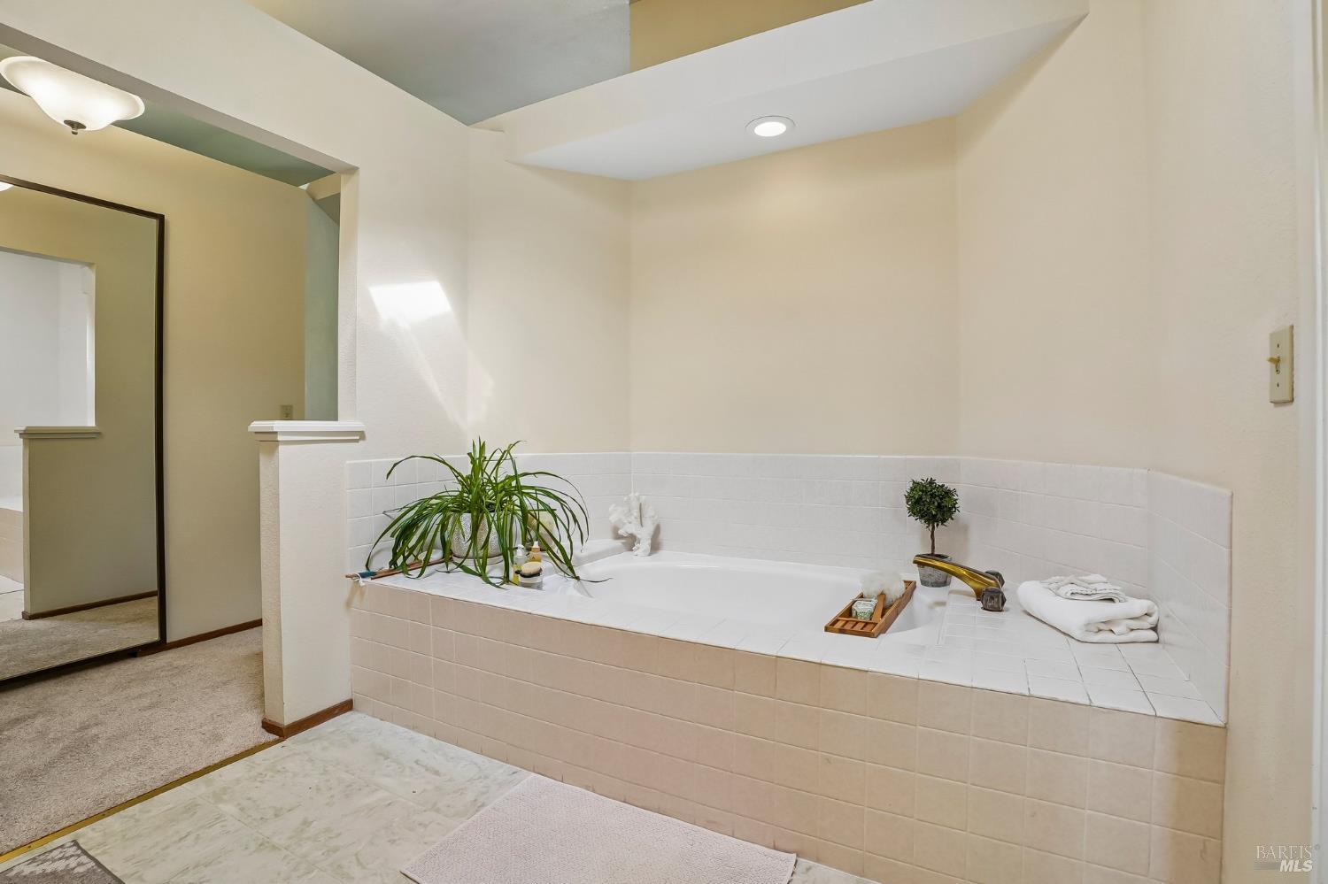 913 Stonewood Court Vacaville CA 95687