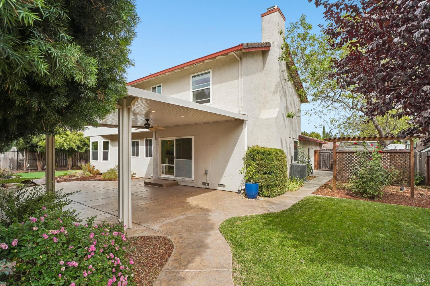 913 Stonewood Court Vacaville CA 95687