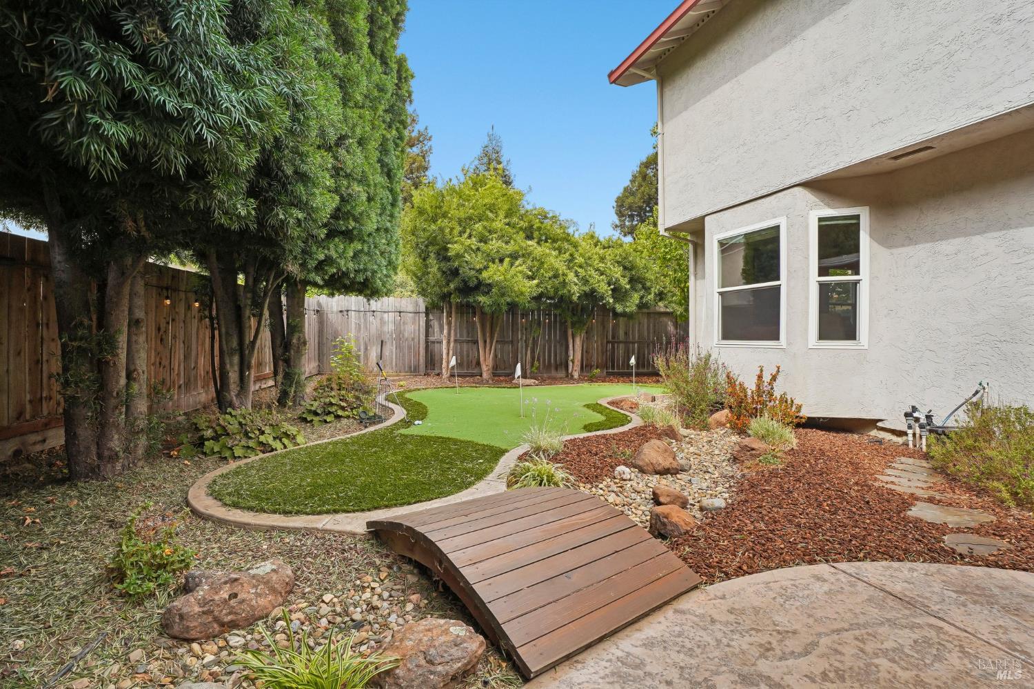 913 Stonewood Court Vacaville CA 95687