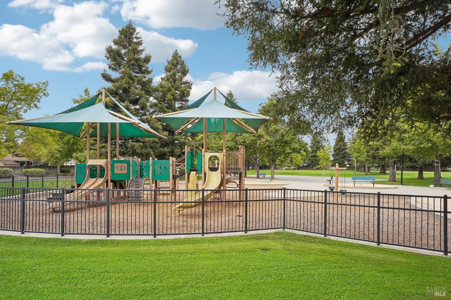 913 Stonewood Court Vacaville CA 95687