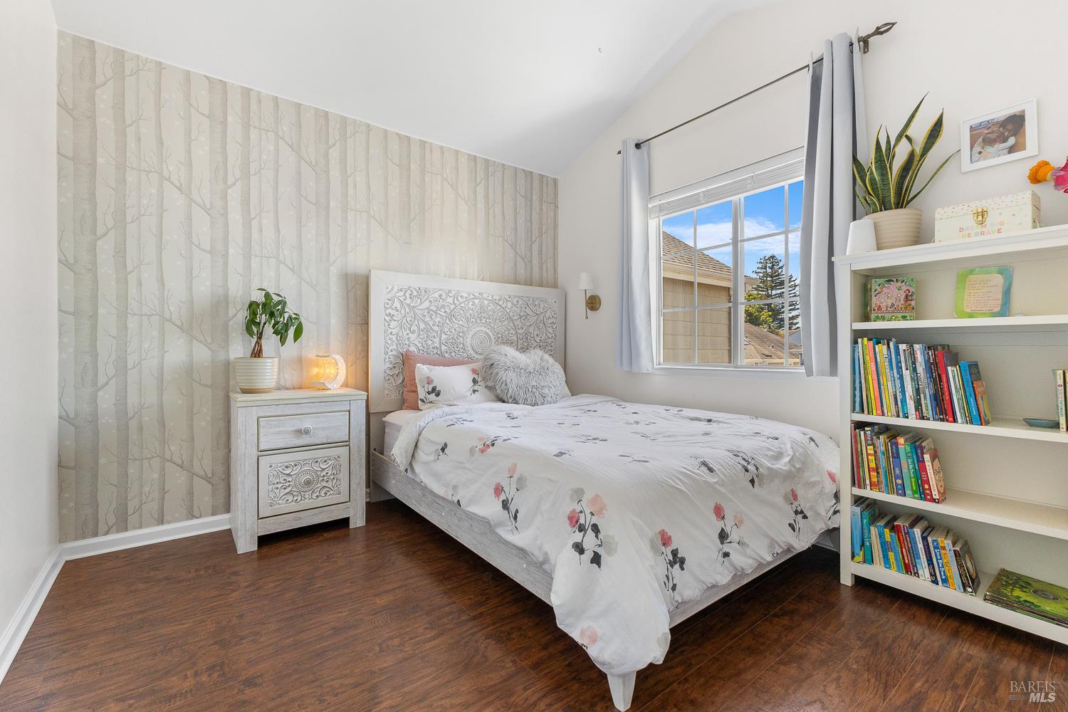 1040 Addison Circle Petaluma CA 94952