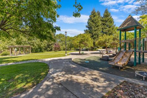 1040 Addison Circle Petaluma CA 94952