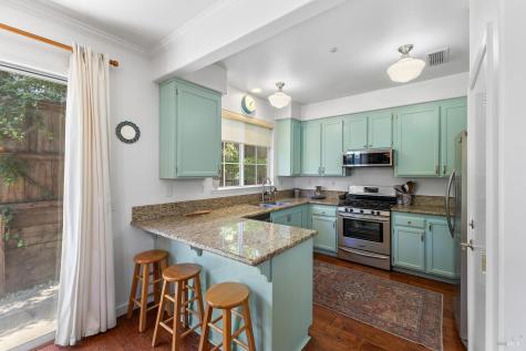 1040 Addison Circle Petaluma CA 94952