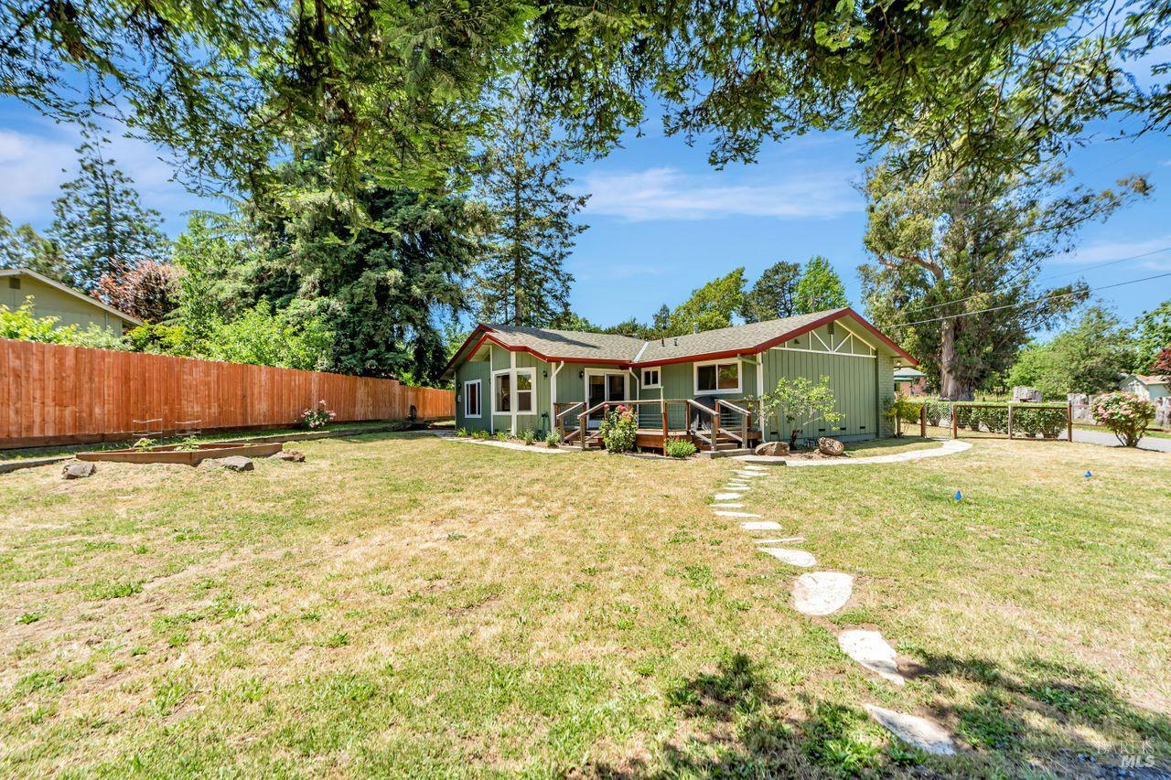 5201 Hutchinson Road Sebastopol CA 95472