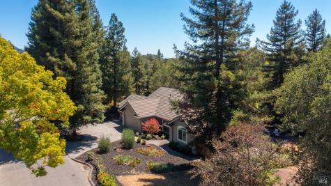 219 Burgundy Road Healdsburg CA 95448