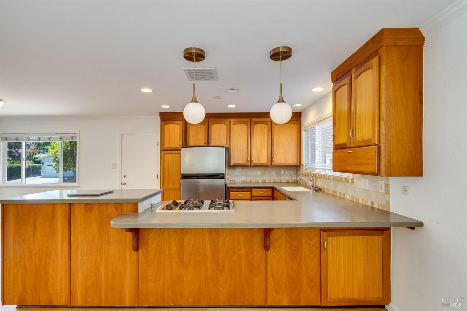 2567 Tachevah Drive Santa Rosa CA 95405